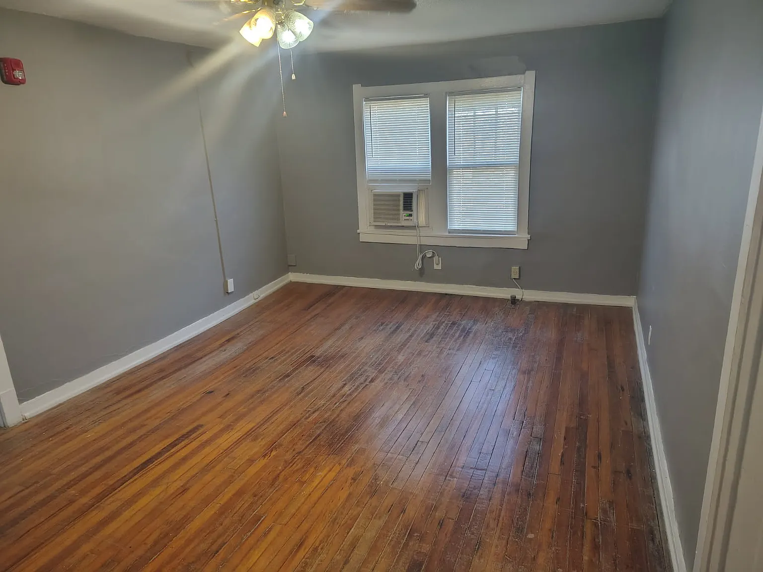 706 Chickamauga Ave - 11