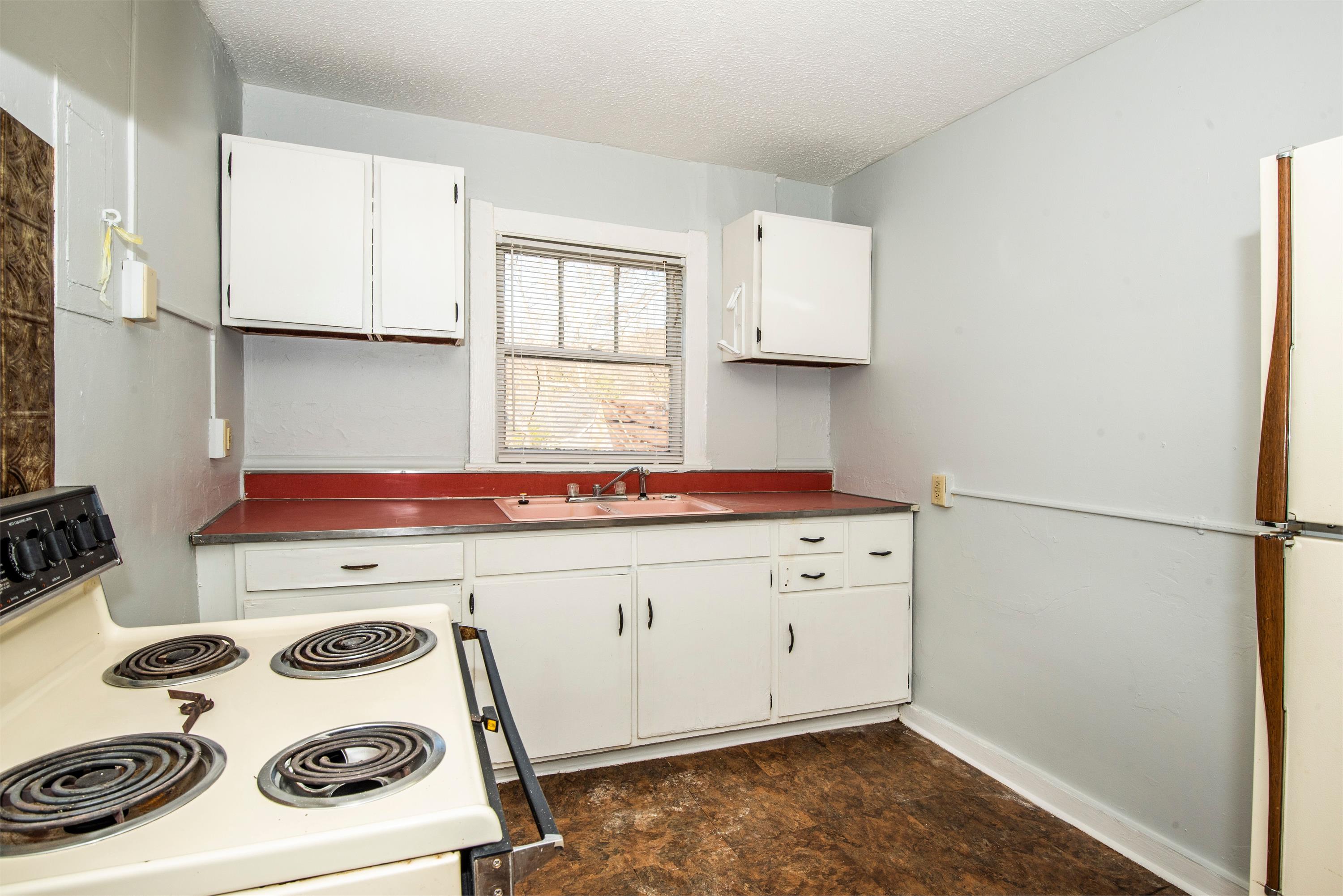 706 Chickamauga Ave - 11